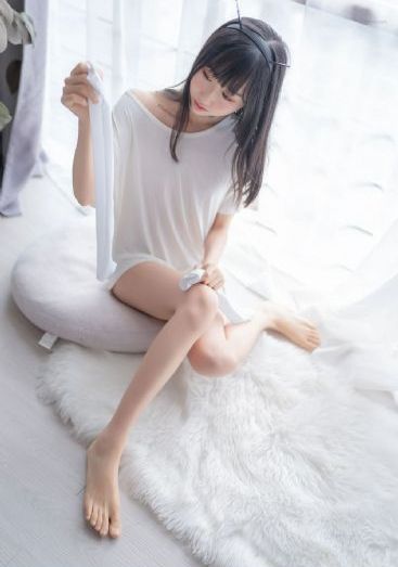 清纯校花沦为胯下玩物