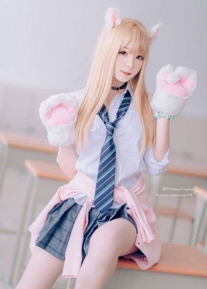 她的伪装