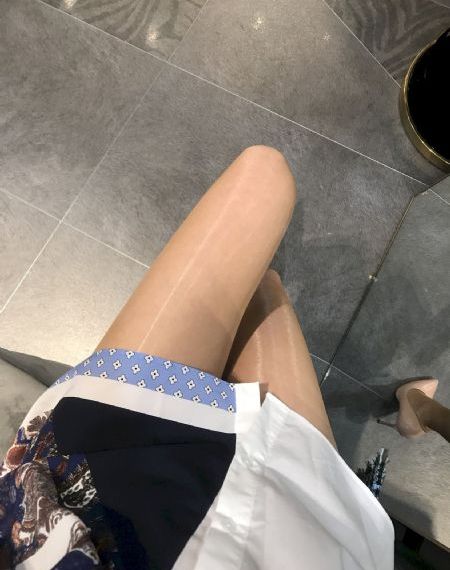 息与子浴中猛烈交尾